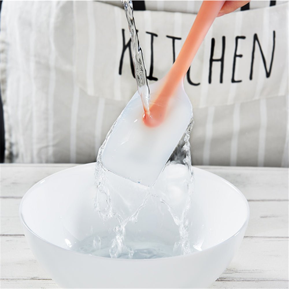 Translucent Silicone Scraper - countrycottagebarn