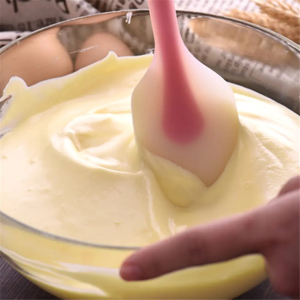 Translucent Silicone Scraper - countrycottagebarn