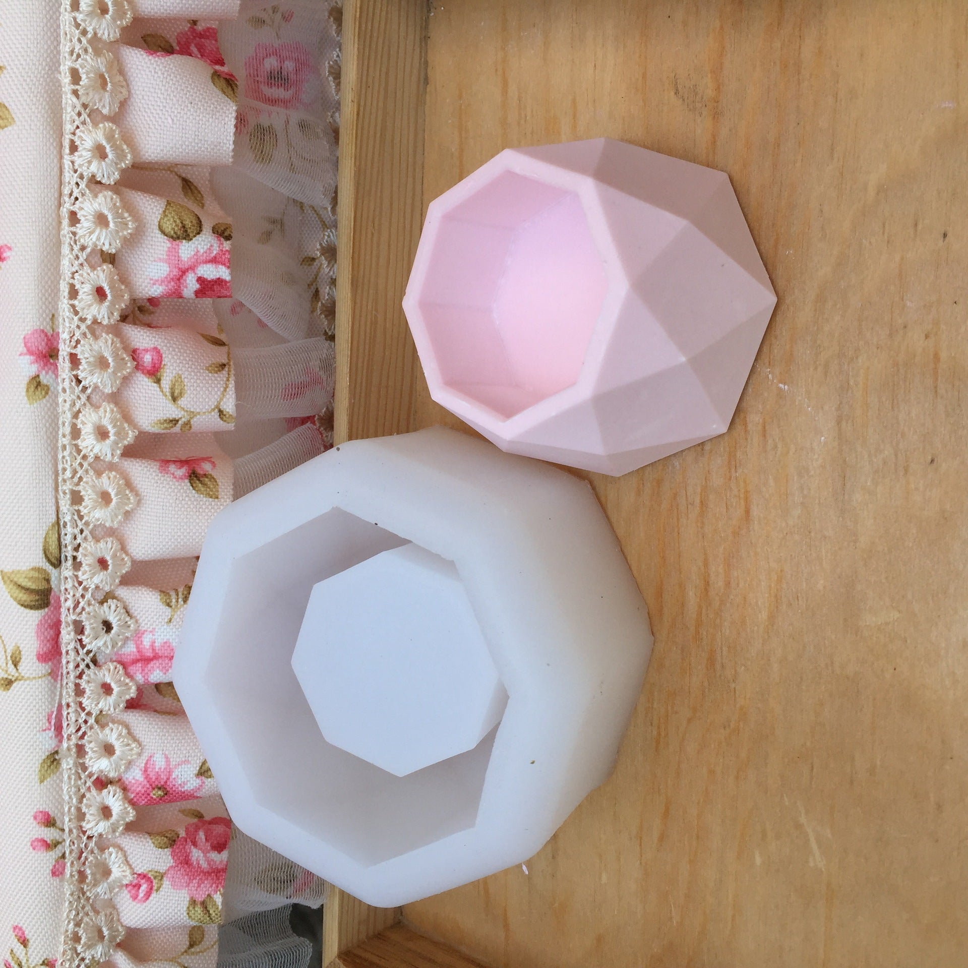 Silicone Molds for Succulent Pots - countrycottagebarn